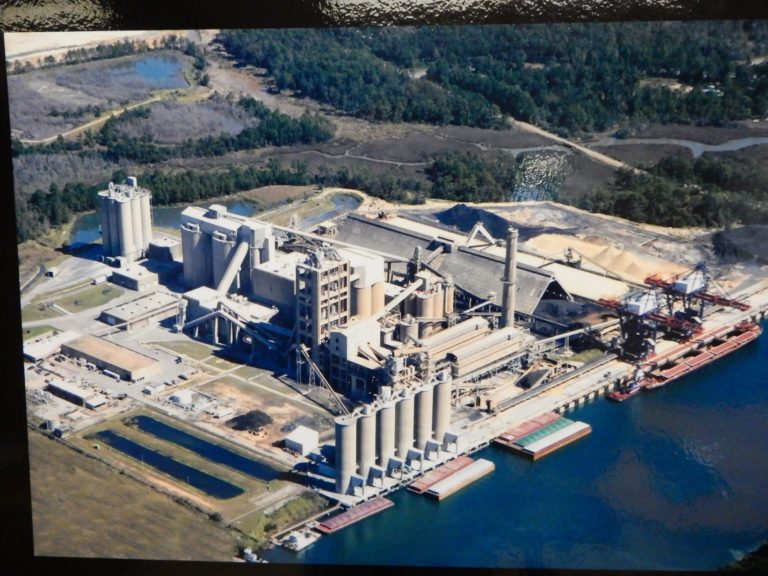 LafargeHolcim Cement Plant Theodore, Alabama The McEnery Company